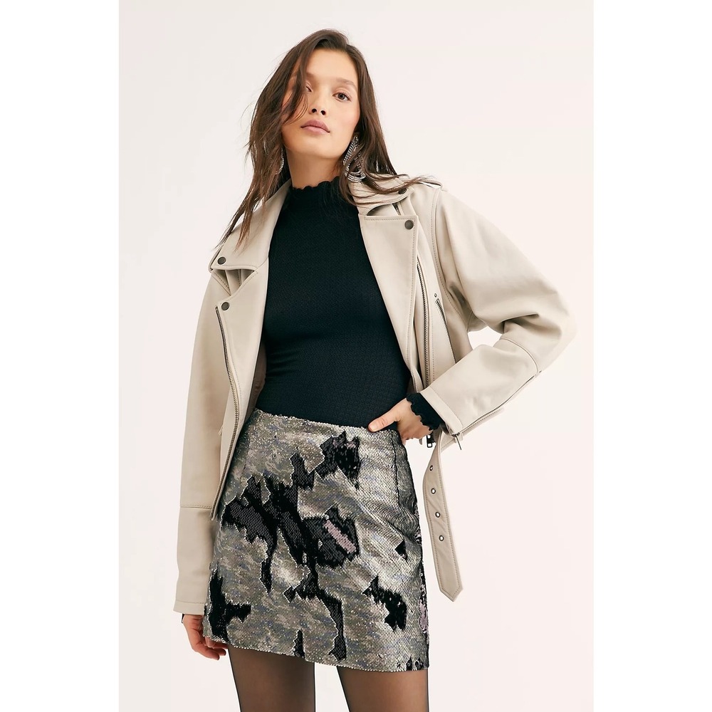 Free People One Sequin Mini Skirt Sz:4 MSRP$128 Pattern‎ Changing! NWT - Picture 3 of 4